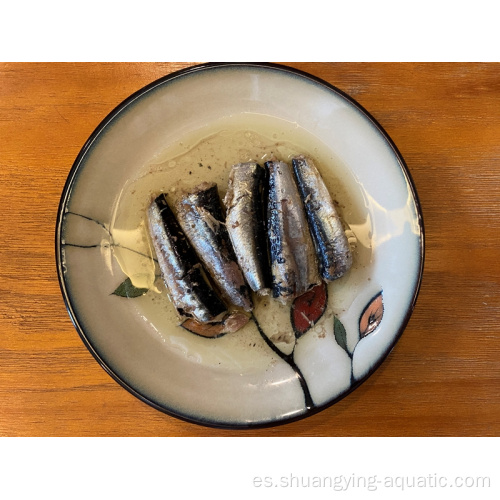 Sardinas de pescado enlatado de precio barato en aceite de soja